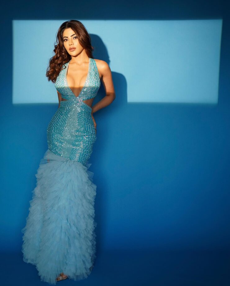 Nikki Tamboli turns mermaid in real life, looks resplendent in sky-blue fluffy cotton-candy outfit 802407