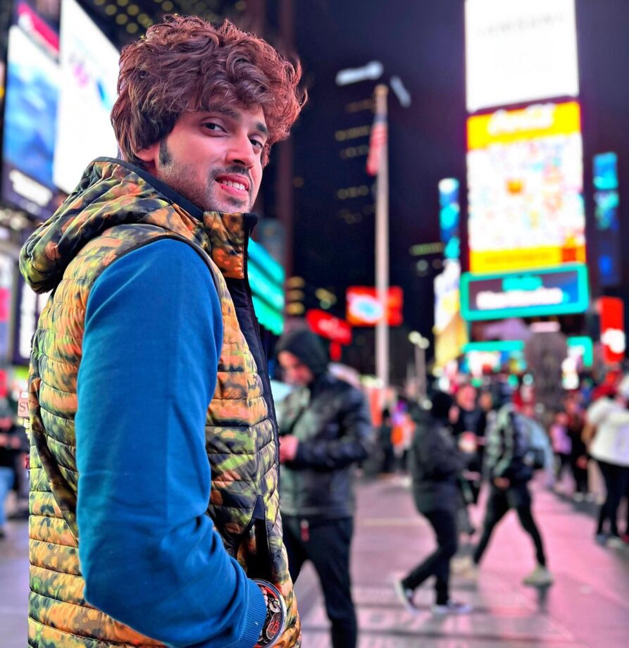 Parth Samthaan poses in front of Times Square, New York City, talks about fun memories 794525