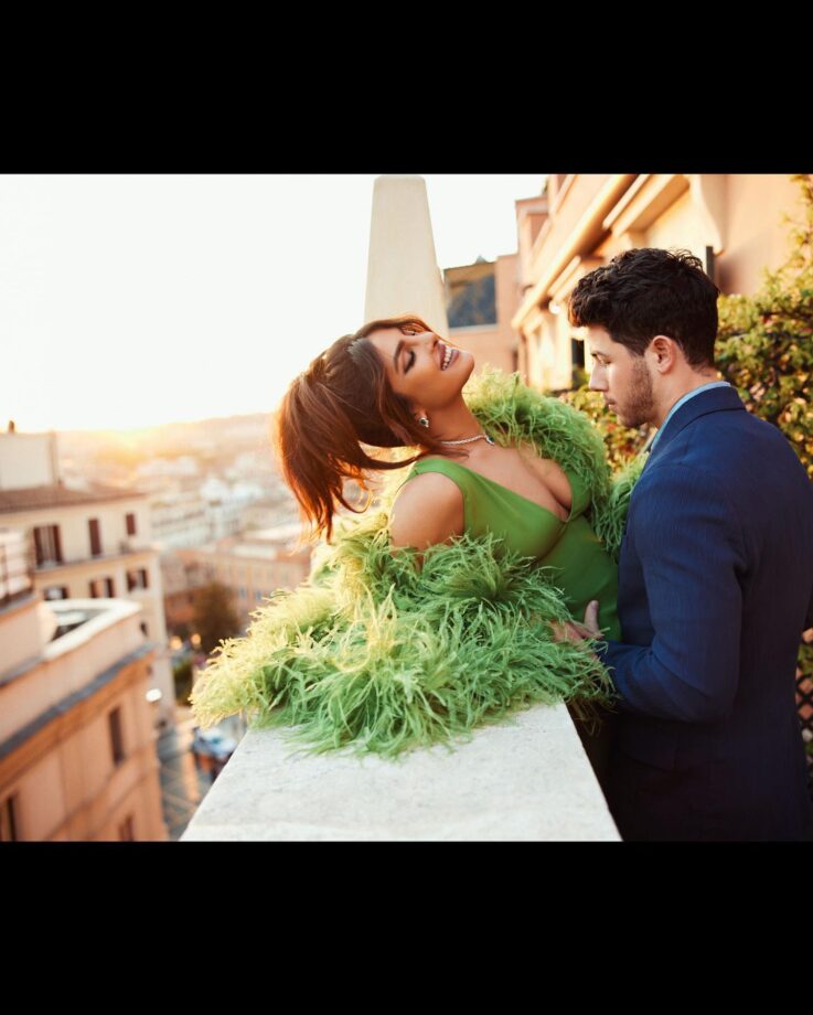 Priyanka Chopra and Nick Jonas enjoy lovey-dovey moment in Rome, (unseen pics) 800429