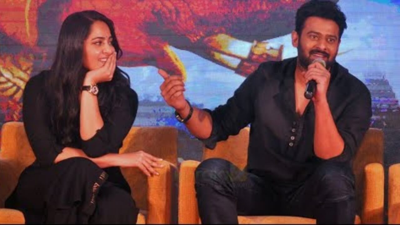 Times when Prabhas was all awed with Anushka Shetty, watch 797582