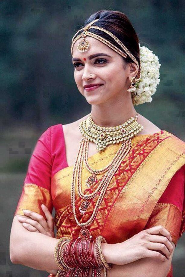 Vidya Balan To Deepika Padukone: B'Town Actresses Who Rocked The South Indian Look On-Screen 793125