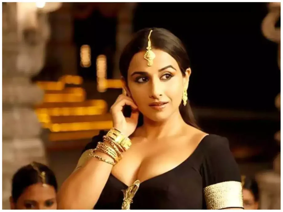 Vidya Balan To Deepika Padukone: B'Town Actresses Who Rocked The South Indian Look On-Screen 793121