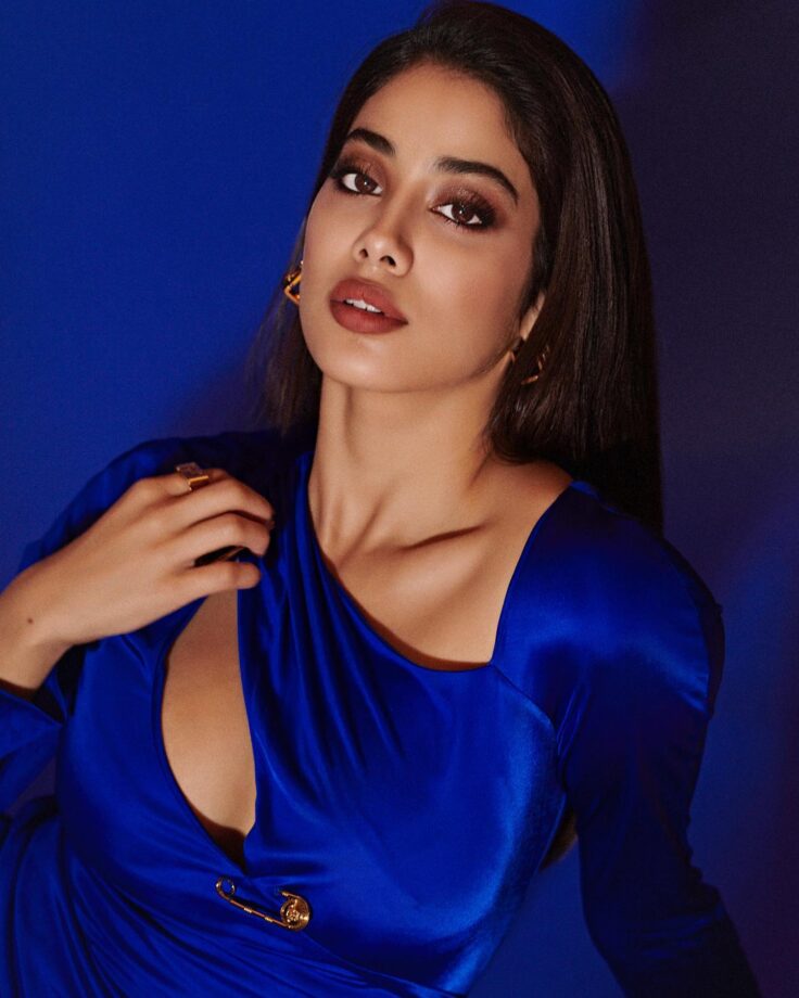 5 Times Janhvi Kapoor Looked Magical In Blue Hue, See Pics 807300