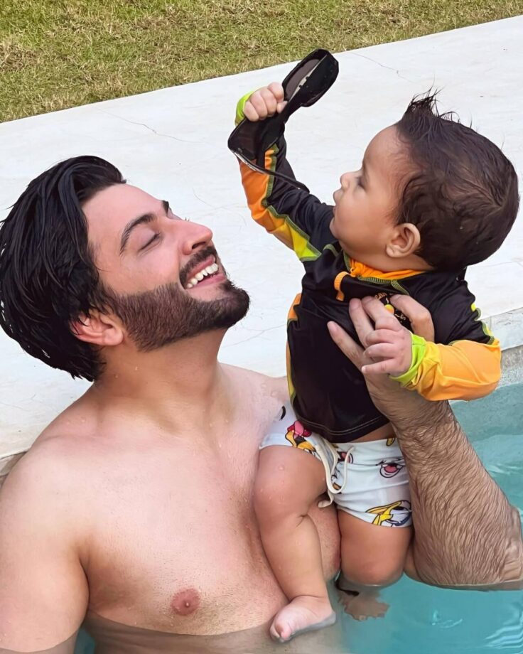 Adorable: Dheeraj Dhoopar gets all awe of his son in swimming pool 805904