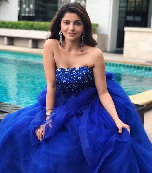 Bigg Boss Babes: Sumbul Touqeer Khan and Rubina Dilaik in shades of blue, a visual delight 809308