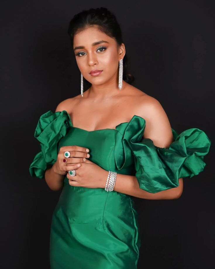 Bigg Boss Divas: Rubina Dilaik's audition video goes viral, Sumbul Touqeer Khan melts hearts in green off-shoulder outfit 803742