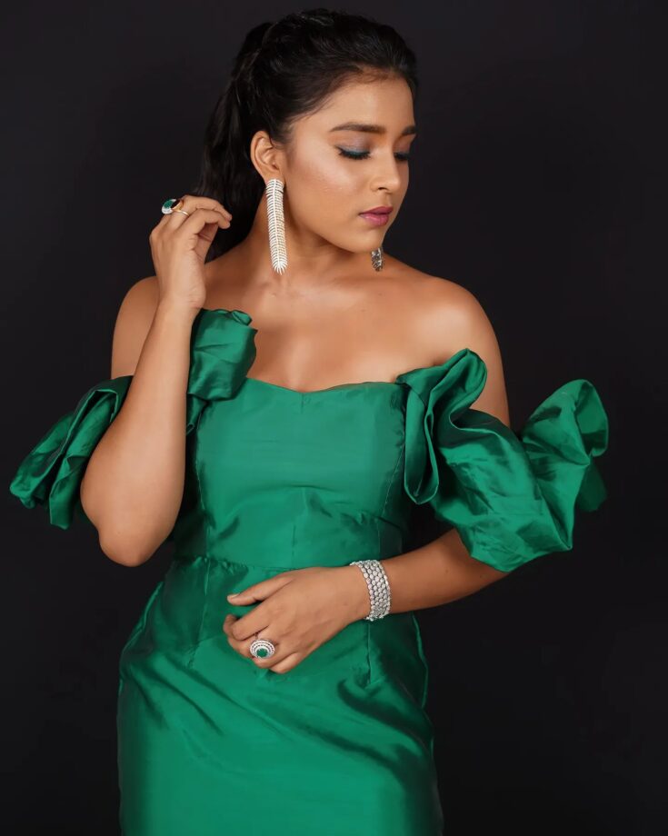 Bigg Boss Divas: Rubina Dilaik's audition video goes viral, Sumbul Touqeer Khan melts hearts in green off-shoulder outfit 803746