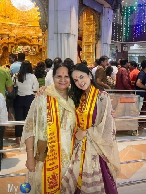 Inside TMKOC divas Palak Sindhwani and Sunayana Fozdar’s Mother’s Day celebration 807070