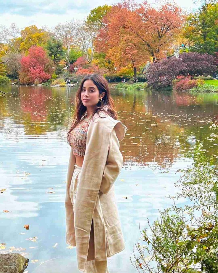 Janhvi Kapoor's Vacation Pictures Scream Attention, Check Out 803280
