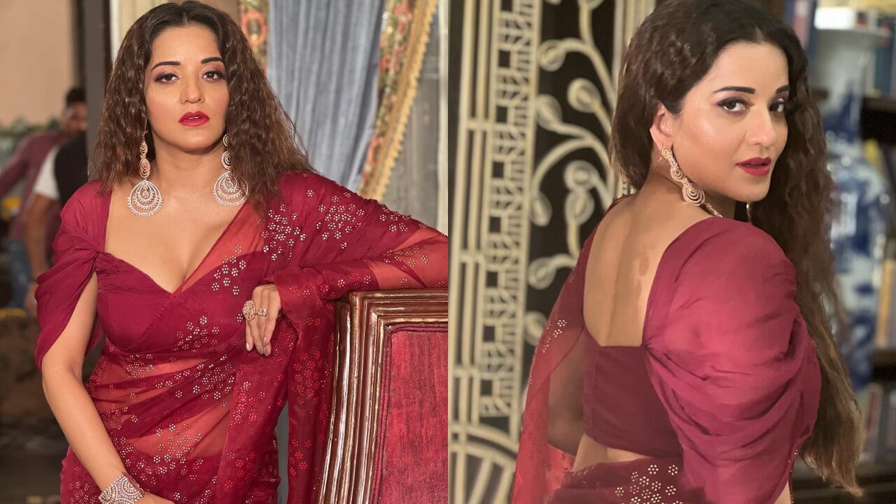 Monalisa Goes Gorgeous In Maroon Saree, And We Can't Take Eyes Off Her 811617