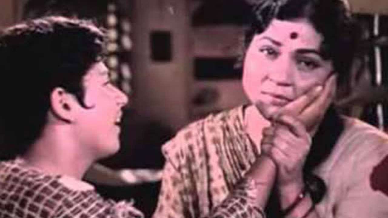 Mothers' Day Special: IWMBuzz Selects 10 Most Famous Film Songs Of All Times 807021