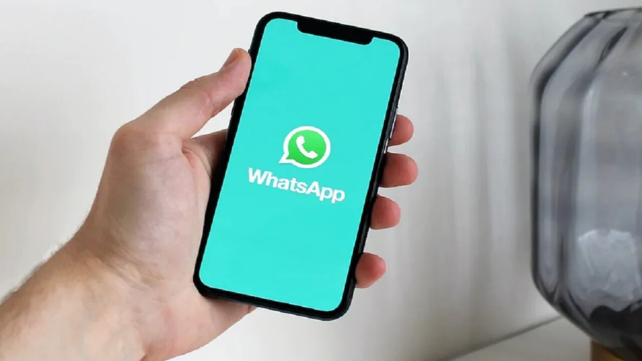 Shocking! WhatsApp Uses Microphone Without Permission In Background, Deets Inside 805867