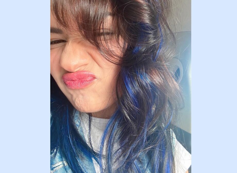 Trending: Avneet Kaur colours her hair blue, internet in awe 810278