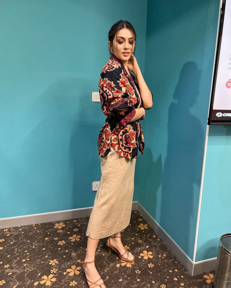 “Access to my energy is a privilege”, Hansika Motwani gets cryptic 814524
