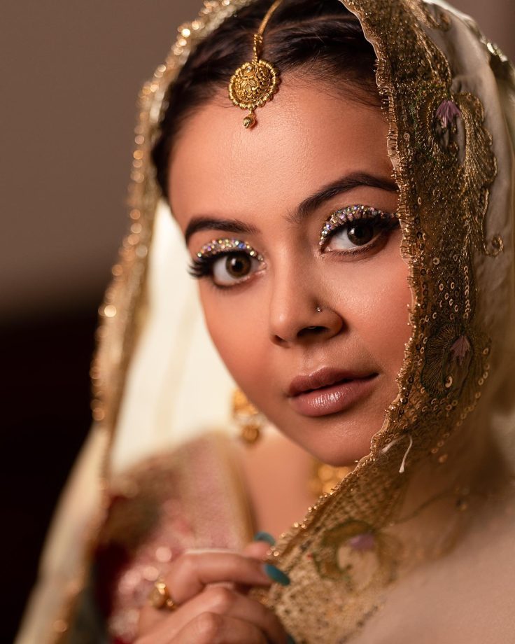 Devoleena Bhattacharjee's glamorous diva avatar in bridal is wow 820412