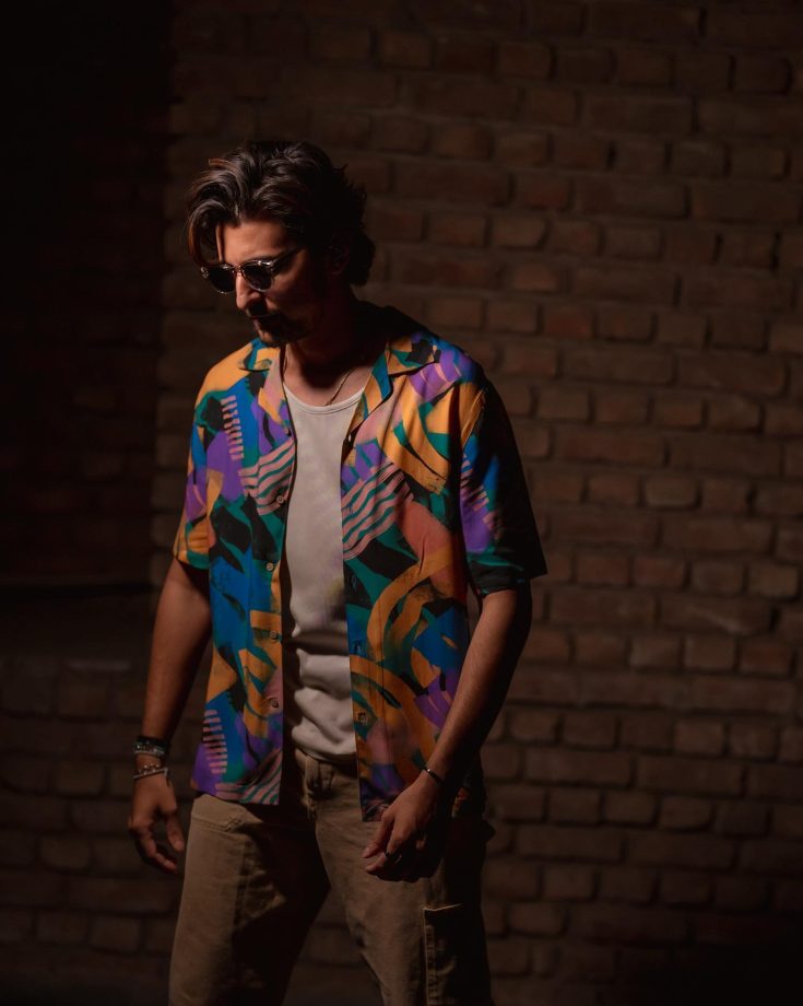 Get the summer funk fashion code from Darshan Raval 815681