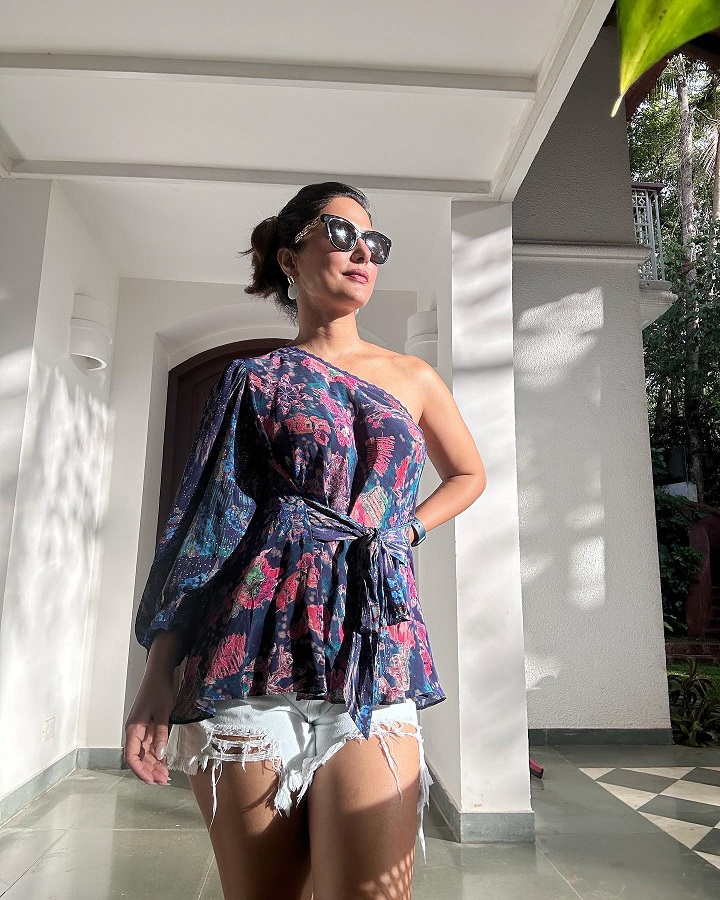 Hina Khan sizzles in one-shoulder bold outfit, rocks sunglass look like pro 815057