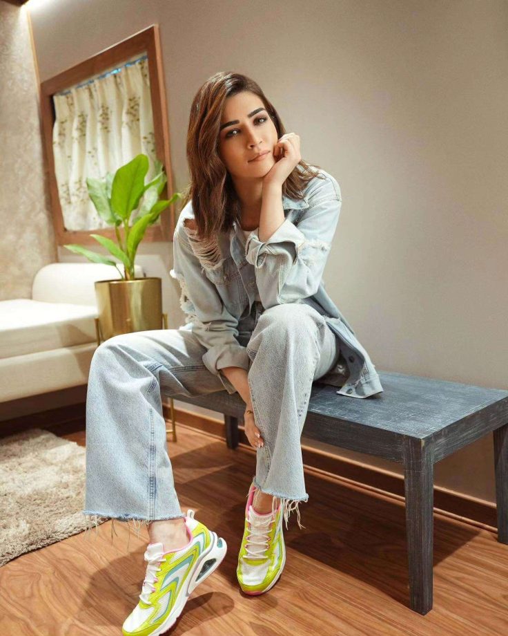 Learn 'street style' special fashion from Kriti Sanon 818328