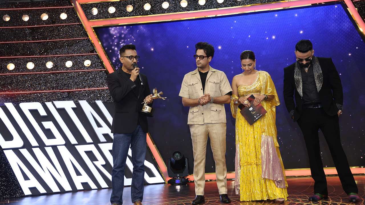 News9 Plus’s ‘Duologue with Barun Das’ conferred with ‘The Most Cerebral Show on OTT’ at the prestigious IWM Buzz Digital Award 2023 817192