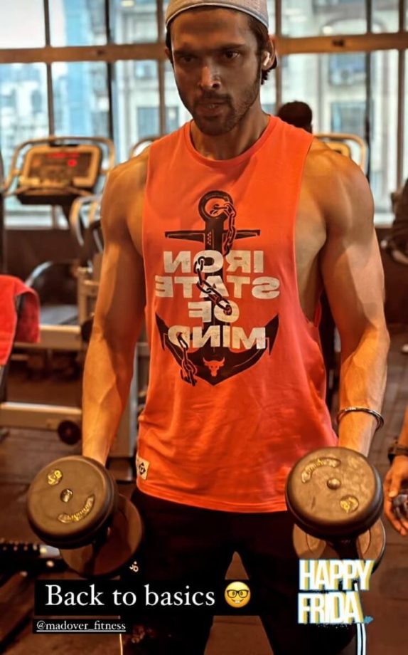Parth Samthaan is hustling big time, flaunts stunning chiseled physique like a pro 822427