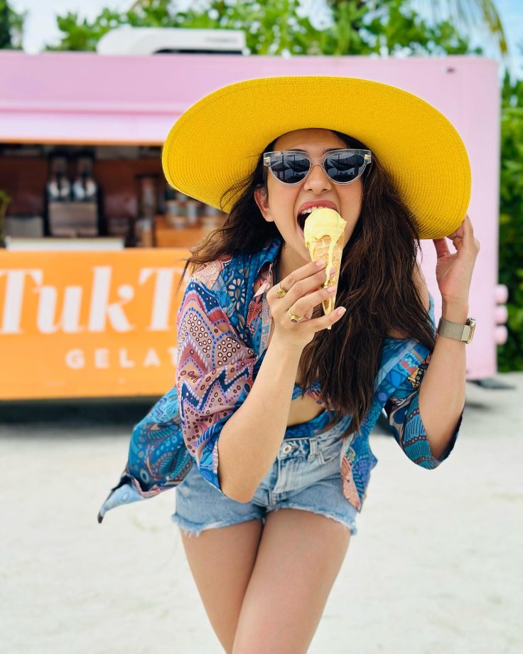 Rakul Preet Singh sorts her summer with yum ice-cream 813663
