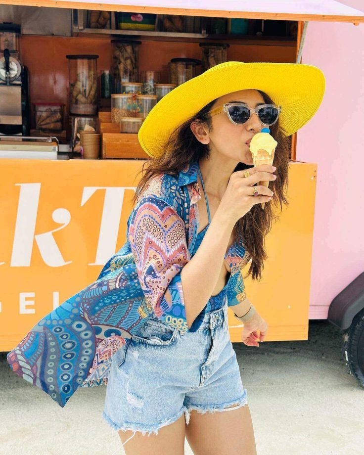 Rakul Preet Singh sorts her summer with yum ice-cream 813664