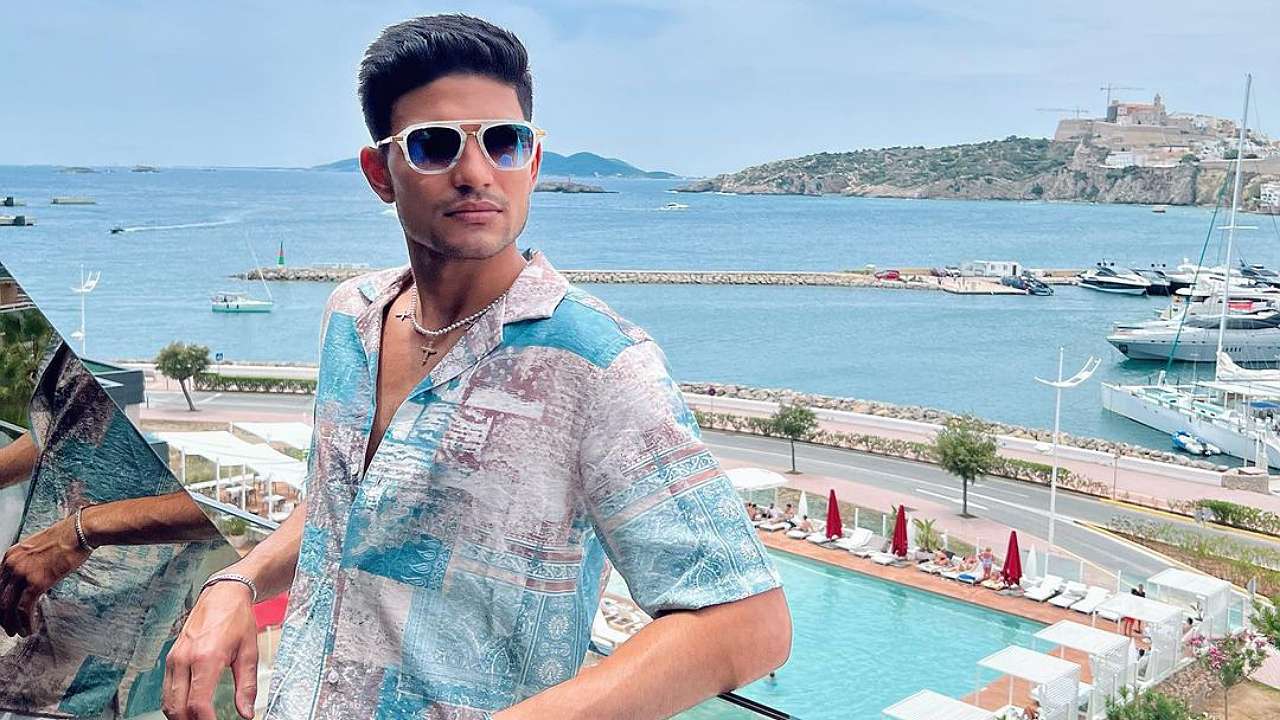 Shubman Gill's unmissable swag is spinning heads 817368