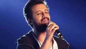 Viral Video: Atif Aslam forgets iconic song ‘Jeena Isi Ka Naam Hai’ lyrics mid concert 821136
