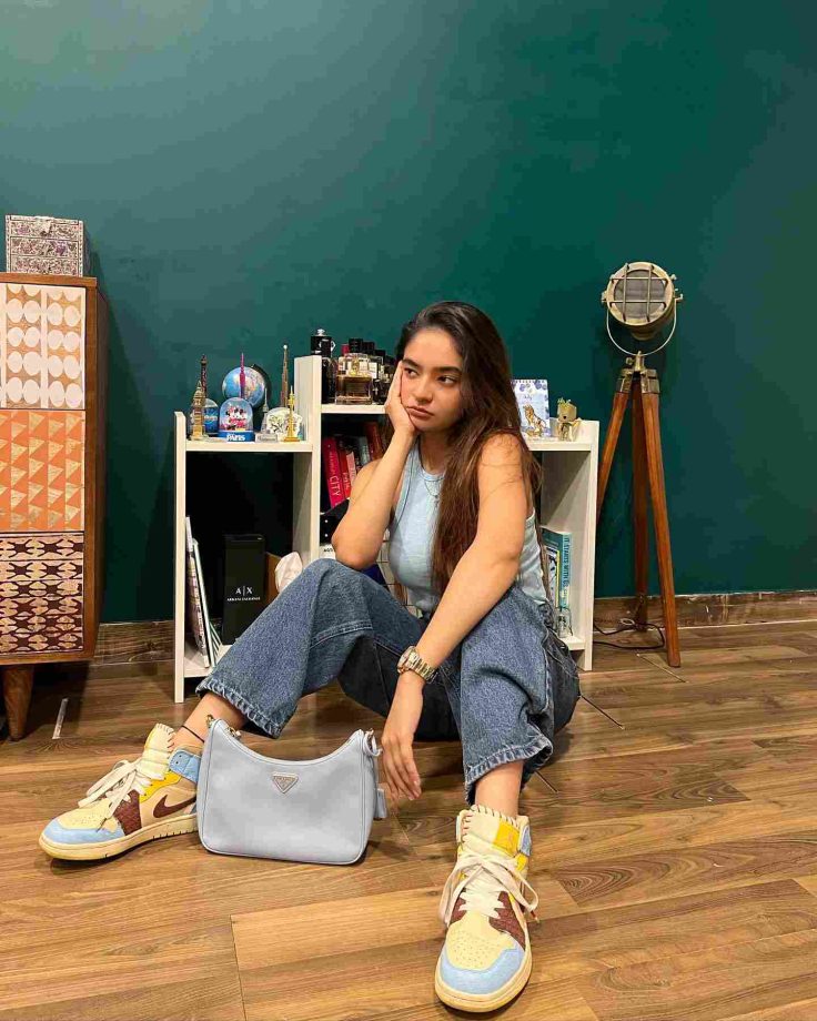 Anushka Sen’s ‘laid-back’ style file is all about denim couture, see pics 832086