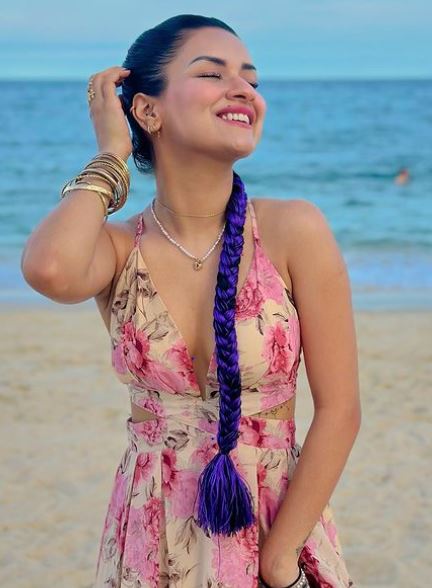 Avneet Kaur's Pose In The Beach In A Pink Floral Gown Is The Prettiest; Check Here 834236