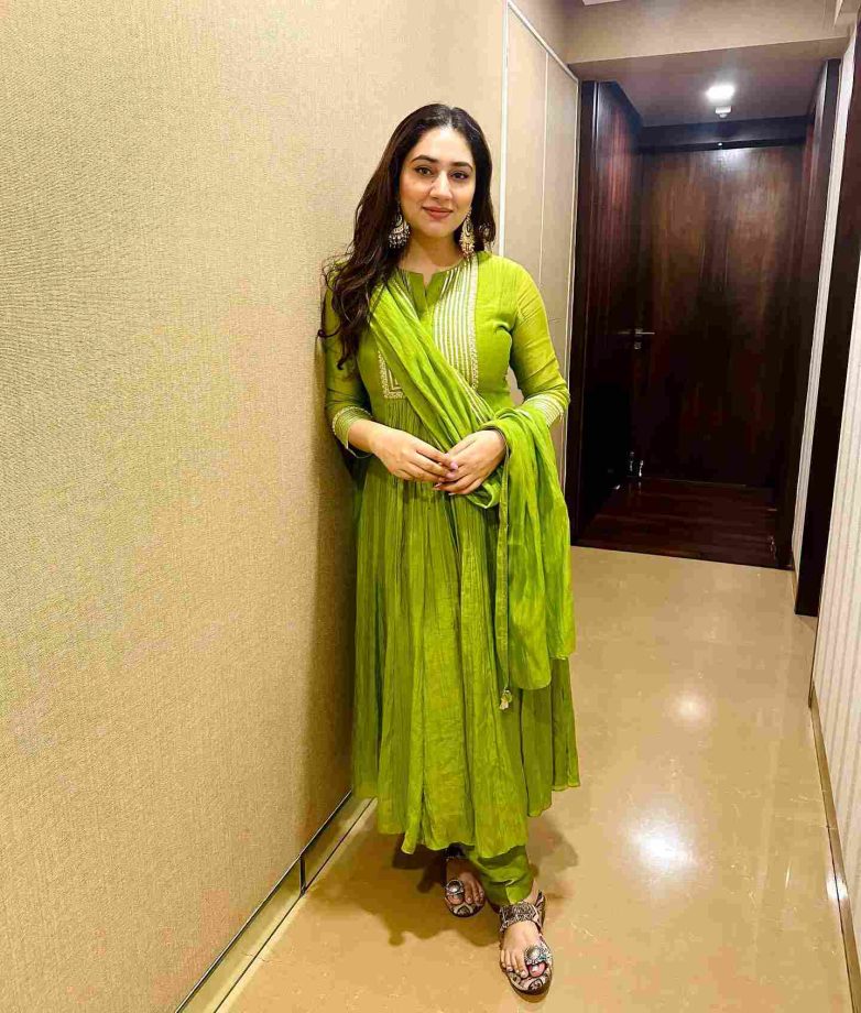 Disha Parmar exudes glam and grace in green embellished Anarkali suit 823220
