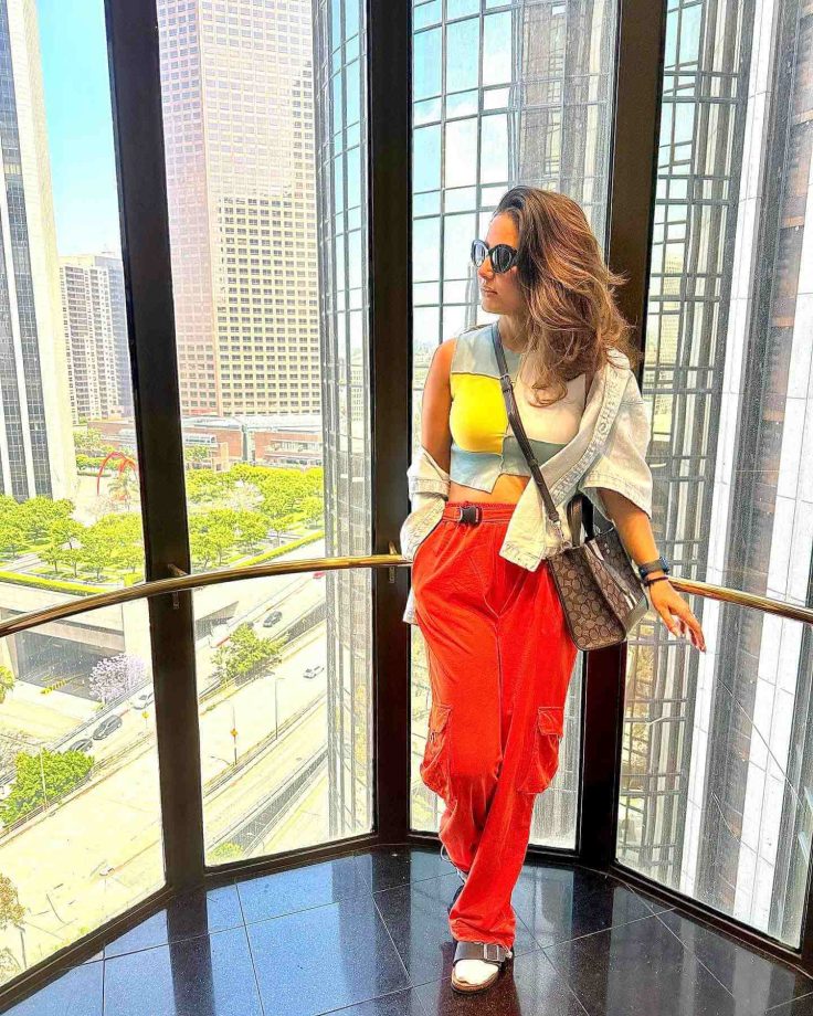 Los Angeles Diaries: Hina Khan Goes Uber Chic In Casuals 833326