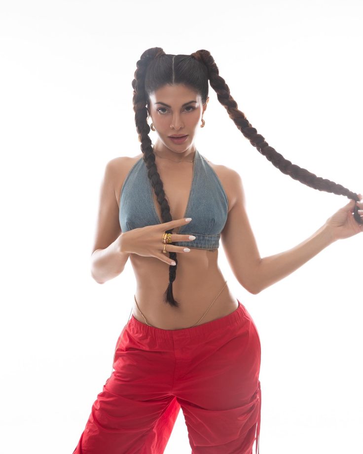 Oh, so hot! Jacqueline Fernandez ups the quirk factor in denim bralette and red joggers 838045