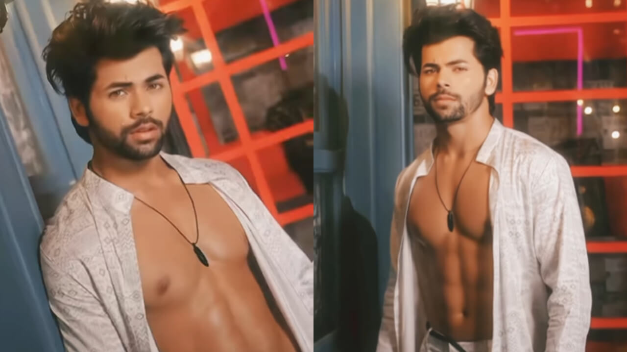 Stunner! Siddharth Nigam keeps his style on check, flaunts chiselled abs 839461
