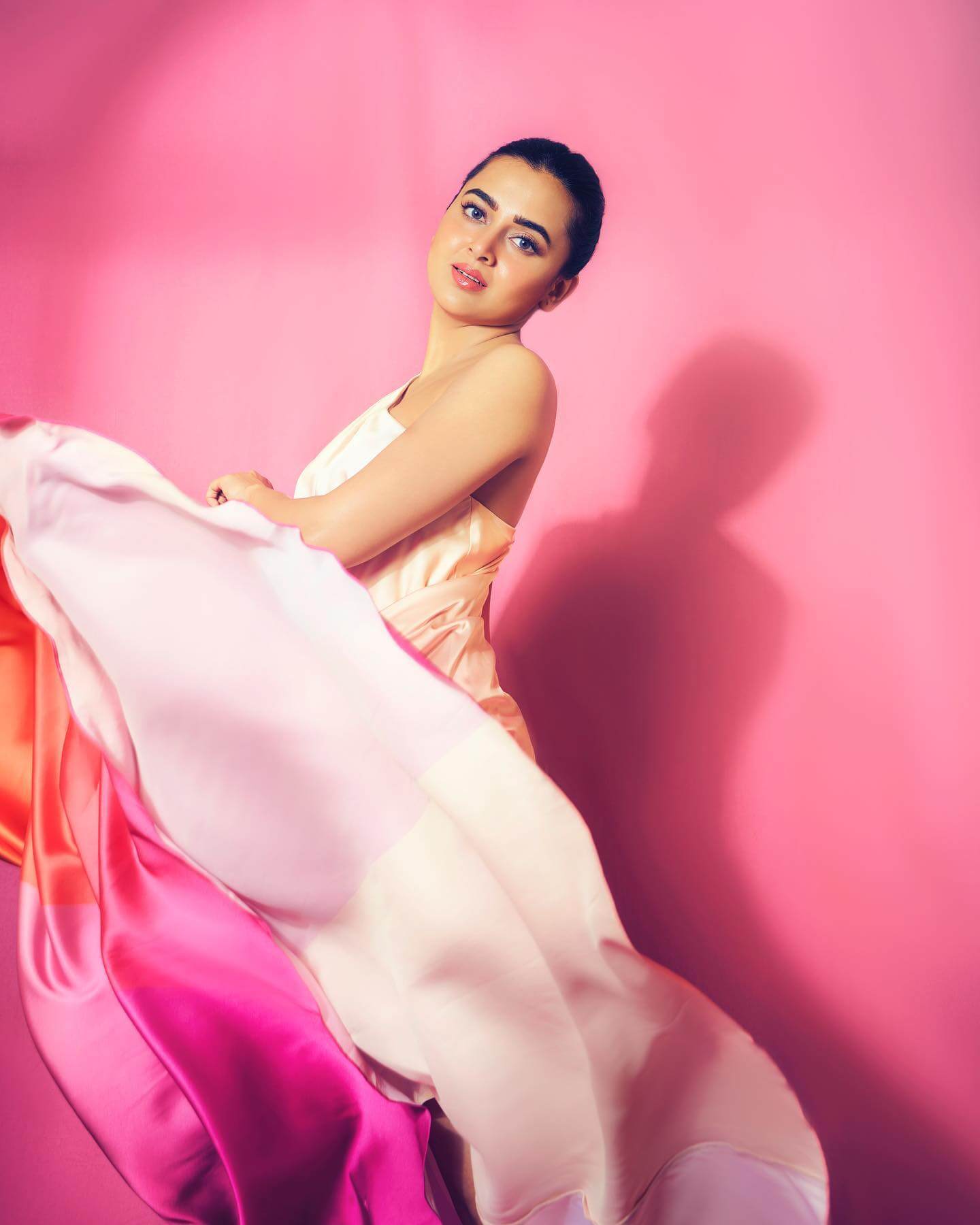 Tejasswi Prakash: The Real-Life Barbie Bringing Pink Perfection to the Fashion Scene! 837155