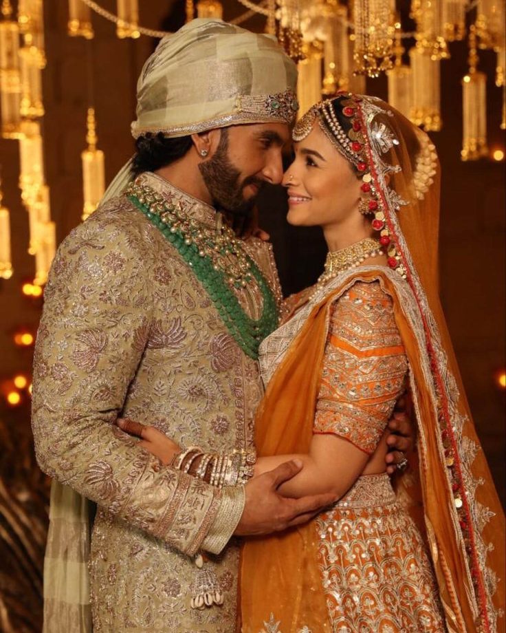 Alia Bhatt-Ranveer Singh Are Modern Day Regal Wedding Goals In Manish Malhotra Bridal Couture 841077