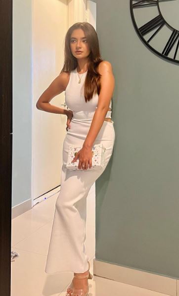 Anushka Sen Is A Stunning Beauty In This White Bodycon; Check Her Style Here 844639