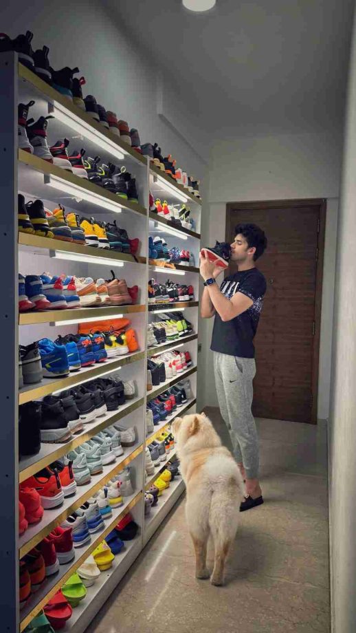 Did you know Kundali Bhagya actor Paras Kalnawat owns more than 380 pairs of sneakers? 842952