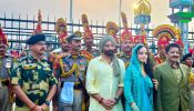 "Gadar 2" continues to stir hearts as Sunny Deol and Ameesha Patel pose with Indian Army 842875