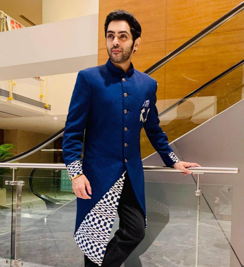 Here are five traditional picks from Karan Singh Chhabra’s wardrobe to enrich your festive fashion statement 843349