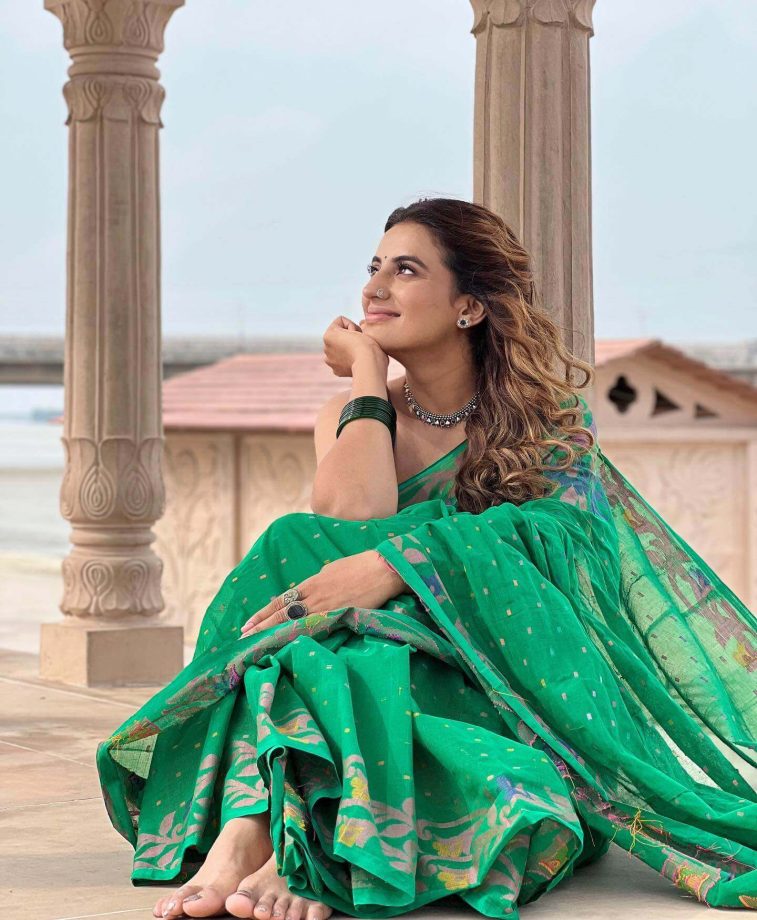 In Pics: Akshara Singh Looks Magical In Green Saree 843651