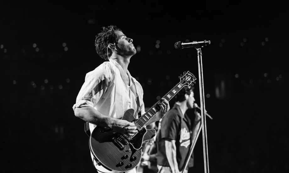 Inside Nick Jonas’ Boston concert, see pics 843988