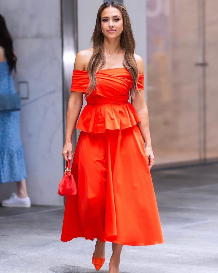 Jessica Alba Epitomises Strong Woman Vibes In Tangerine Dress, Sneak Peek 843631