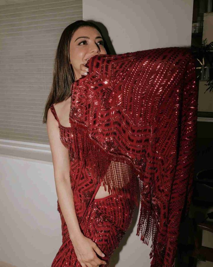 Kajal Aggarwal Sets Fire To The Rain In Shimmery Red Sequin Saree 841080