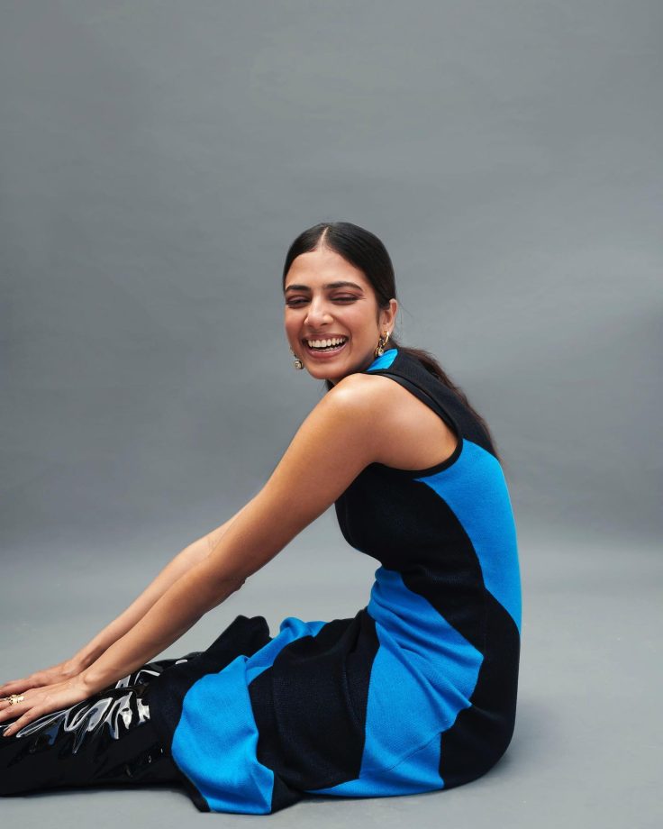 Malavika Mohanan Goes Edgy In This Cheeky Blue-black Co-ords 840272