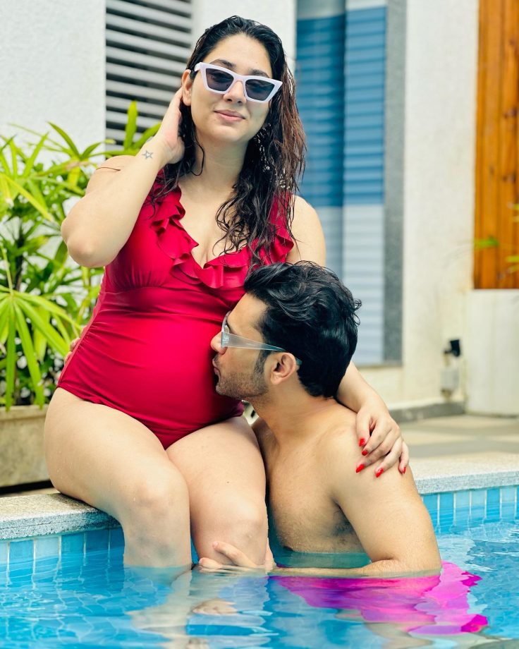 Rahul Vaidya Kisses Disha Parmar's Baby Bump Says, 'My Two Soneya's' 846075