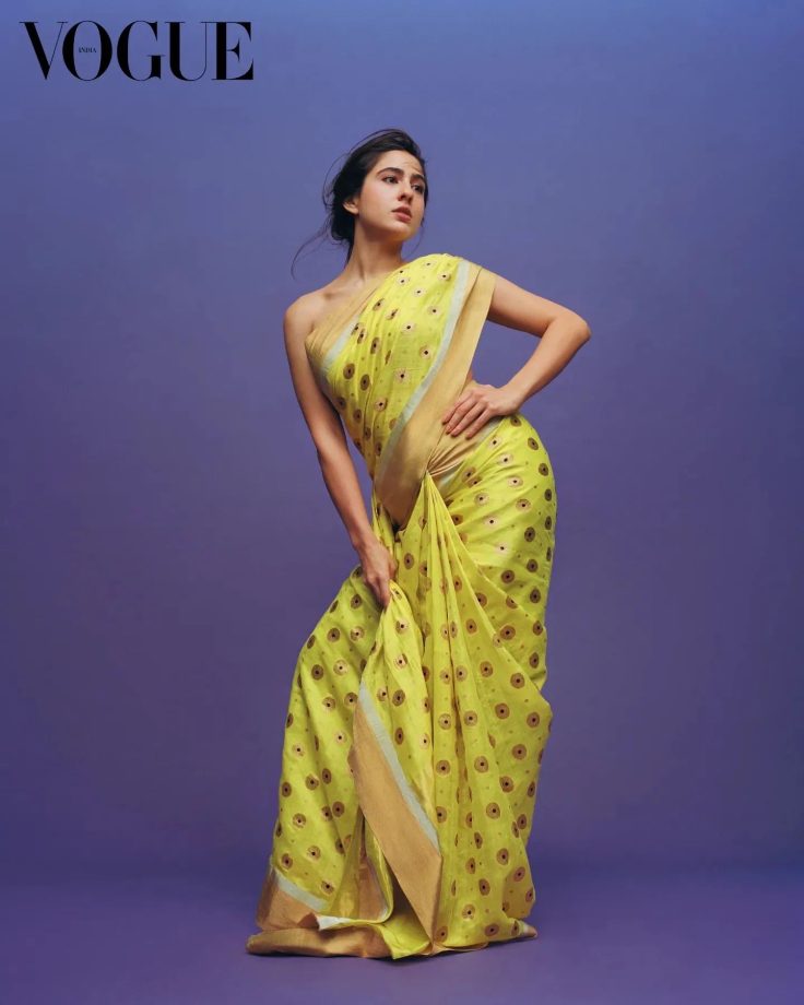 Sara Ali Khan Ditches Blouse To Embrace Bold Saree Avatar; See Pics 840353