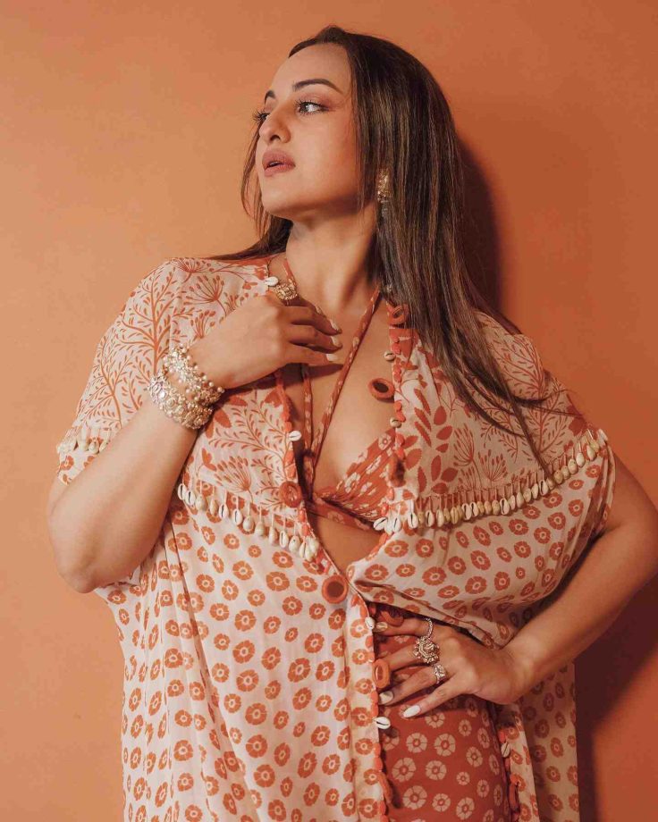Sonakshi Sinha Is A Boho Queen In Orange Co-ords; See Pics 842048