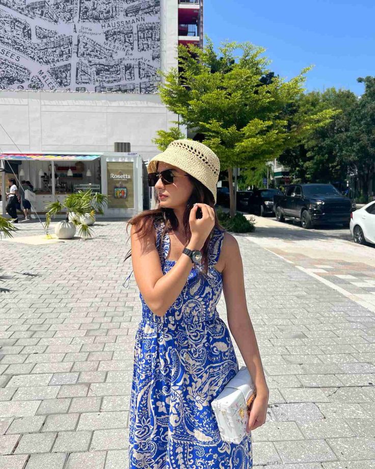Steal These Casuals From Anushka Sen's Wardrobe To Slay Your Vacations 845618