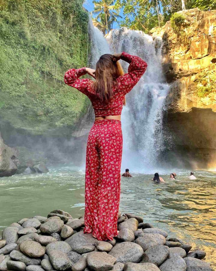 TMKOC'S Sunayana Fozdar Is A Gorgeous View In Floral Co-ords 844396
